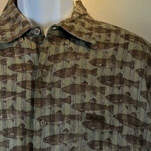 Woolrich Mens Khaki Short Sleeve Button Up Shirt Trout All Over Print Size L